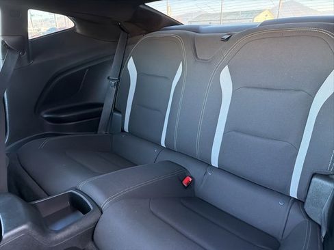 Used 2020 Chevrolet Camaro LT w/ RS Package image 18