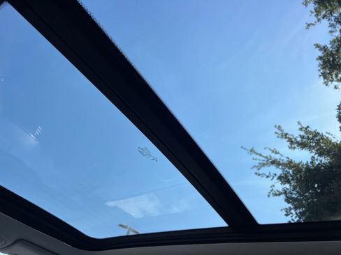 Used 2018 Jeep Compass Latitude w/ Popular Equipment Group image 20