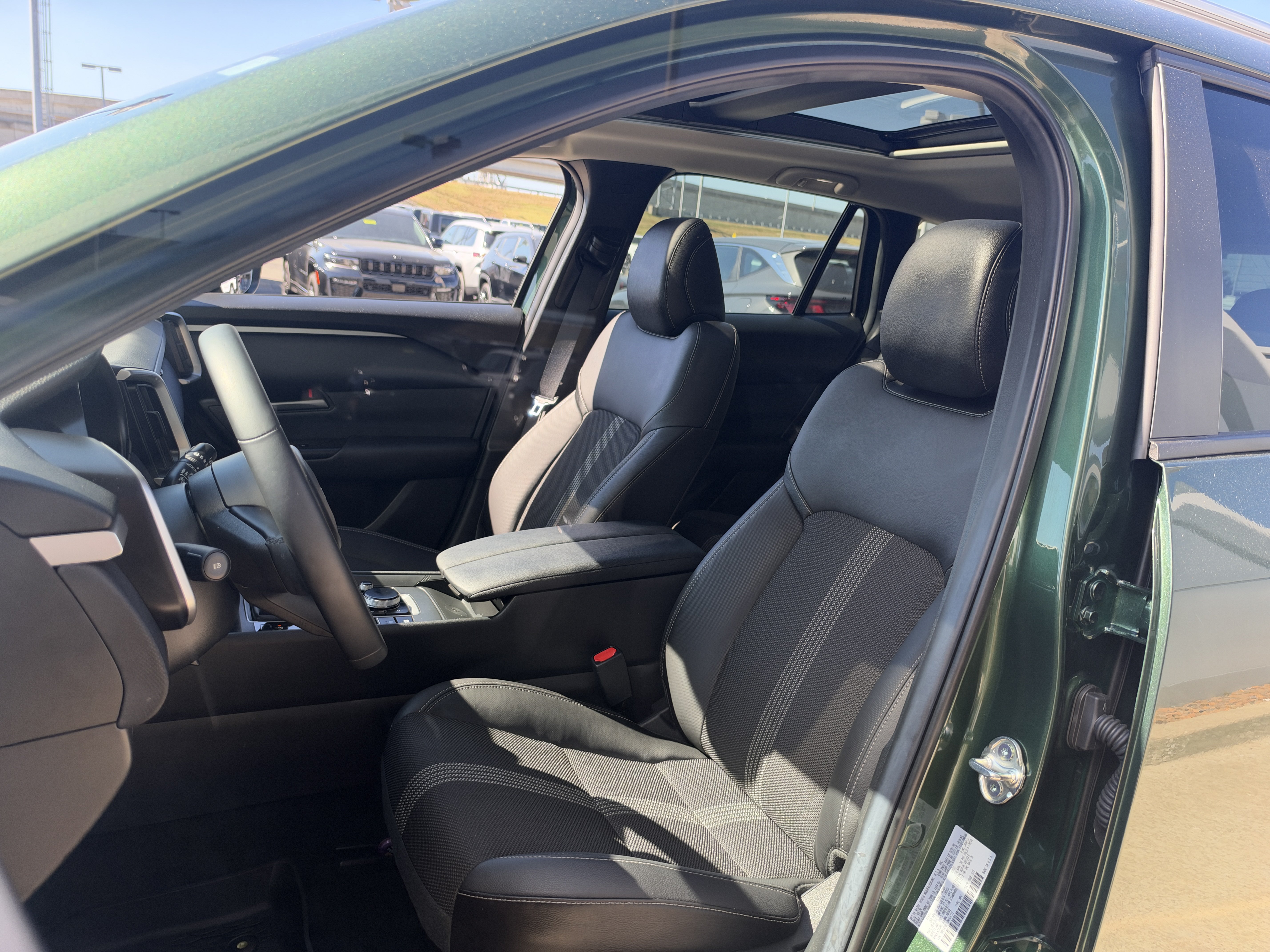 Used 2026 MAZDA CX-50 AWD 2.5 S w/ Weather Package image 31