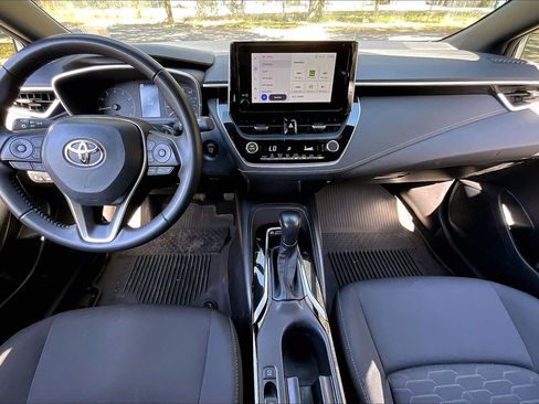 Used 2024 Toyota Corolla SE image 7