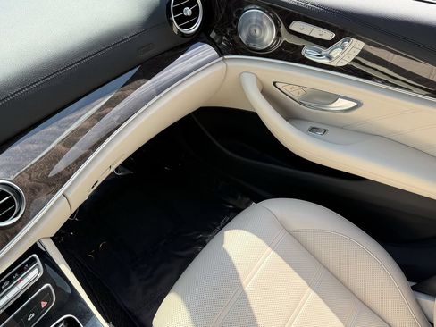 Used 2017 Mercedes-Benz E 43 AMG 4MATIC Sedan image 32