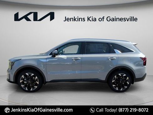 New 2026 Kia Sorento EX FWD image 9