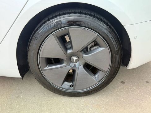 Used 2021 Tesla Model 3 Standard Range Plus RWD image 13