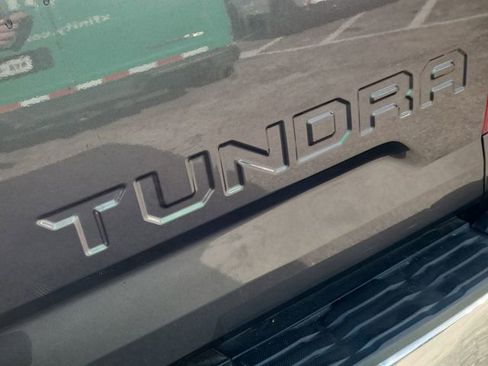 Used 2017 Toyota Tundra SR5 image 30