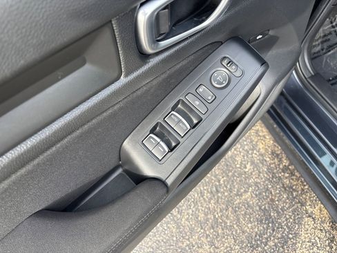 Used 2025 Honda Civic Sport image 11