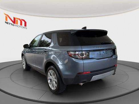 Used 2019 Land Rover Discovery Sport HSE AWD/4WD image 3