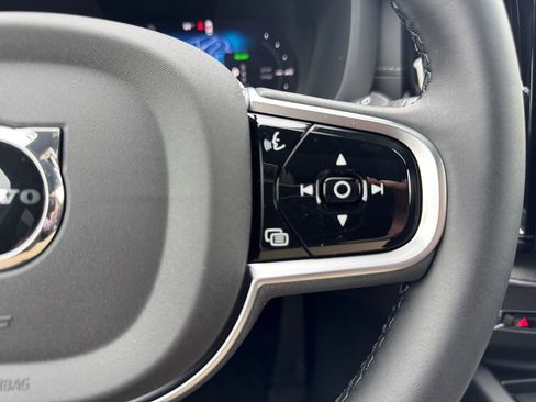 New 2026 Volvo XC60 T8 Ultra w/ Protection Package Premier AWD/4WD image 15