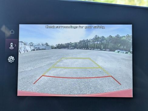 Used 2025 Kia Niro EX image 20