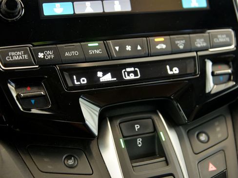 Used 2023 Honda Odyssey EX-L image 24