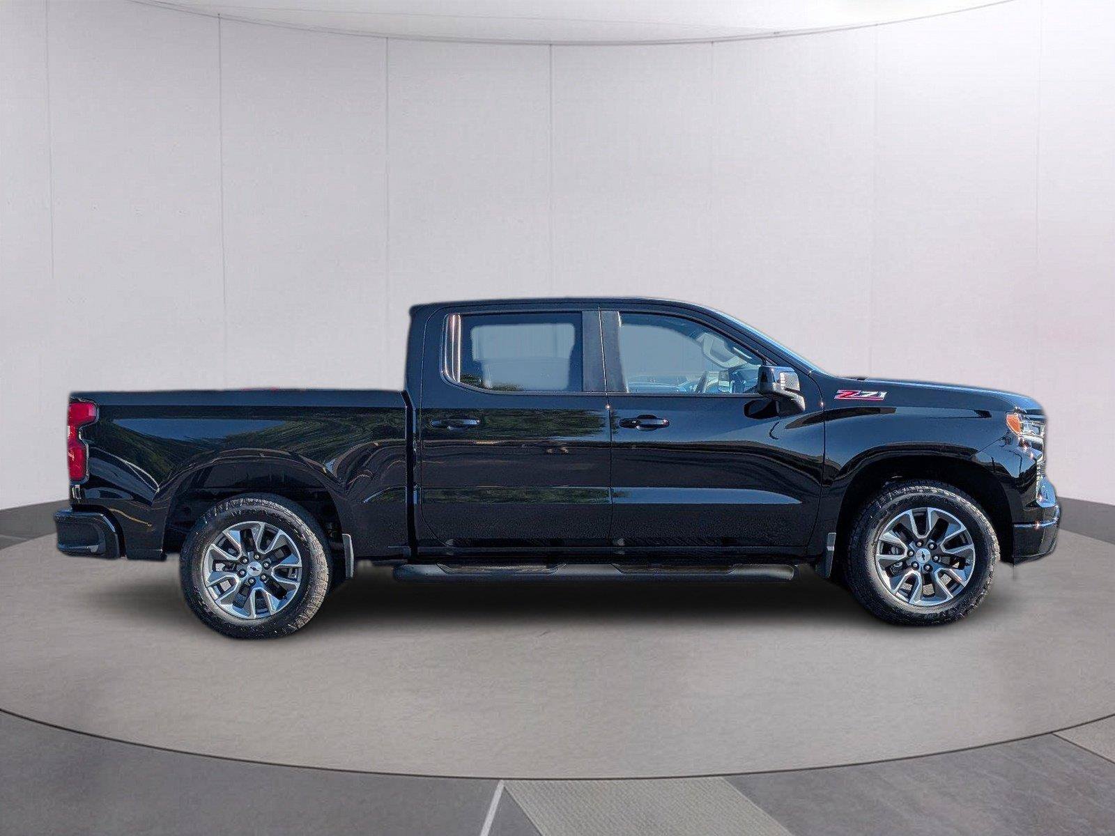New 2026 Chevrolet Silverado 1500 RST w/ Safety Package AWD/4WD image 8
