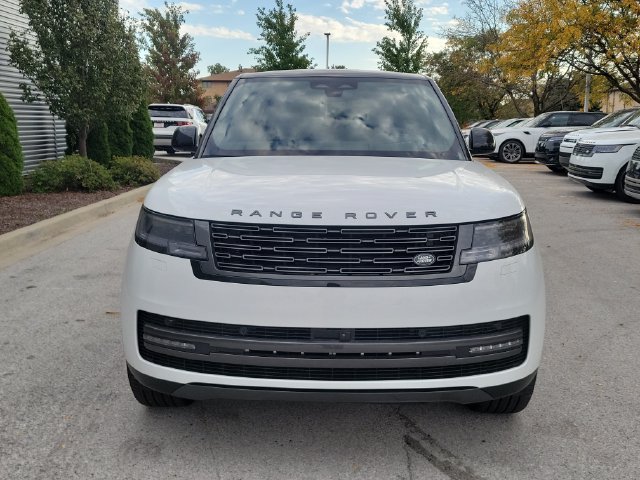 New 2027 Land Rover Range Rover Long Wheelbase SE AWD/4WD image 2