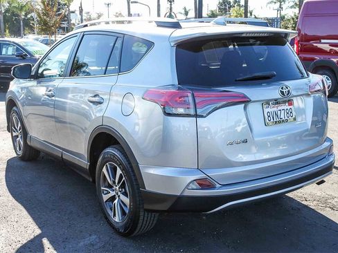 Used 2018 Toyota RAV4 XLE image 7