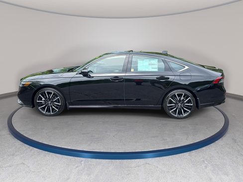 New 2026 Honda Accord Touring image 8
