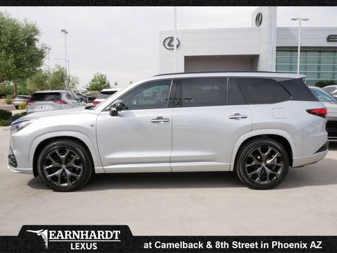 New 2026 Lexus TX 500h AWD image 5