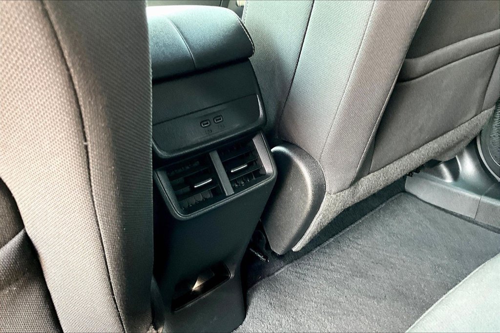 Used 2025 GMC Terrain Elevation AWD/4WD image 12
