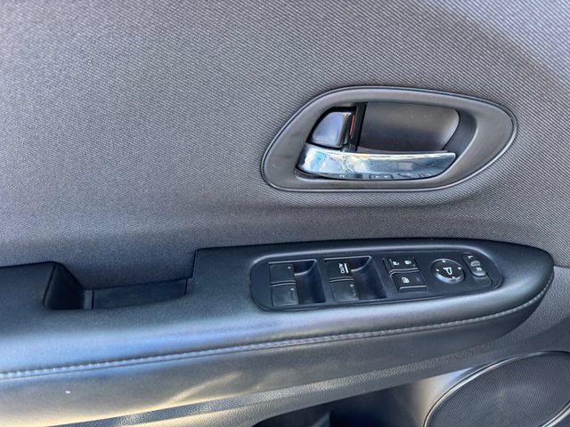 Used 2021 Honda HR-V Sport image 14