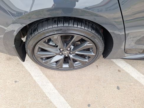 Used 2025 Toyota Corolla SE image 11