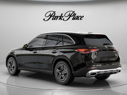 Certified 2026 Mercedes-Benz GLC 300 4MATIC image 15