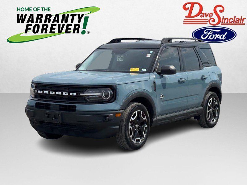 Used 2022 Ford Bronco Sport Outer Banks w/ Tech Package AWD/4WD image 1