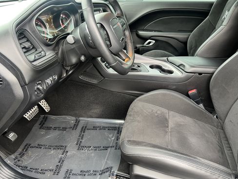 Used 2023 Dodge Challenger R/T Scat Pack image 17
