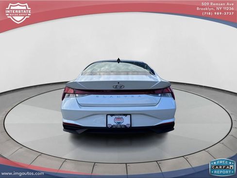 Used 2022 Hyundai Elantra SEL image 6