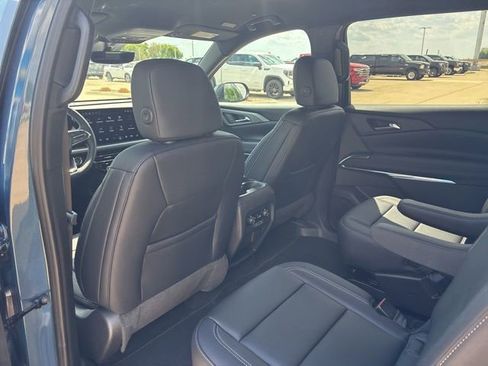 New 2026 Chevrolet Traverse LT w/ Driver Confidence Package AWD/4WD image 16