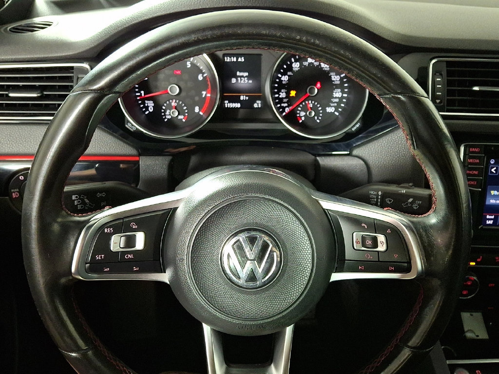 Used 2017 Volkswagen Jetta GLI FWD image 19