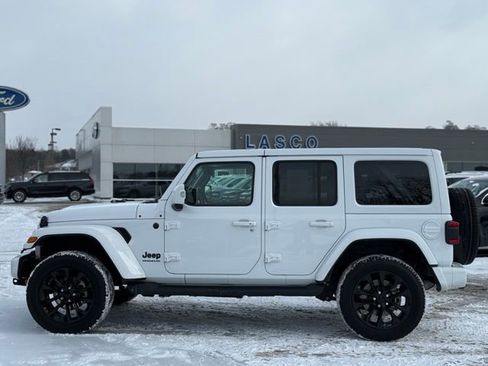 Used 2023 Jeep Wrangler Altitude image 46