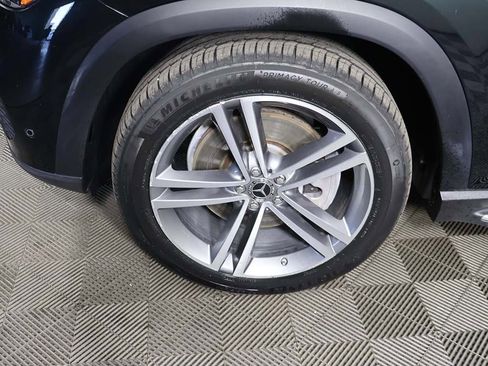 Used 2022 Mercedes-Benz GLE 450 4MATIC w/ Premium Package image 21