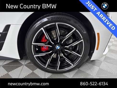 Used 2026 BMW 430i xDrive w/ M Sport Package image 9