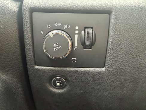 Used 2014 Jeep Grand Cherokee Limited AWD/4WD image 29