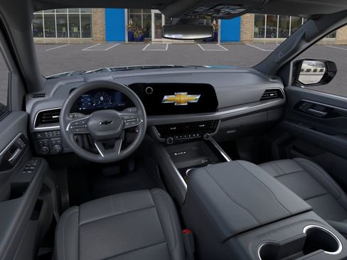New 2026 Chevrolet Suburban RST AWD/4WD image 15