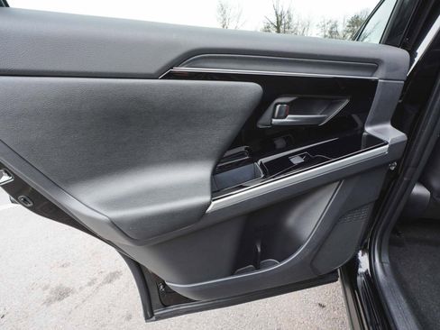 Used 2024 Subaru Solterra Limited w/ Limited Package image 13