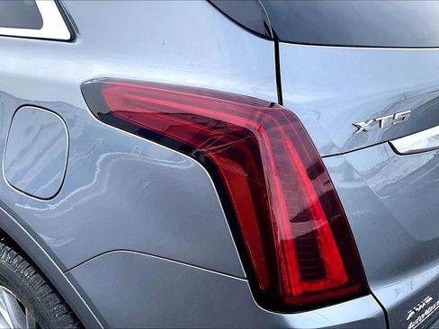 Used 2021 Cadillac XT5 Premium Luxury AWD/4WD image 28