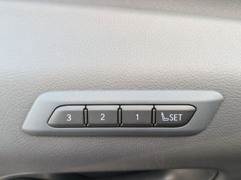 Used 2023 Lexus UX 250h F Sport image 22