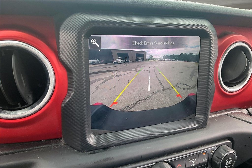 Used 2020 Jeep Gladiator Rubicon AWD/4WD image 15