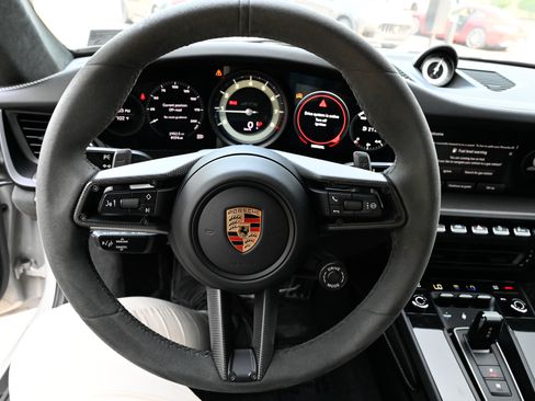 Used 2024 Porsche 911 Carrera GTS RWD image 24