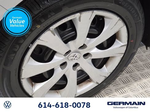Used 2020 Toyota Corolla LE FWD image 11