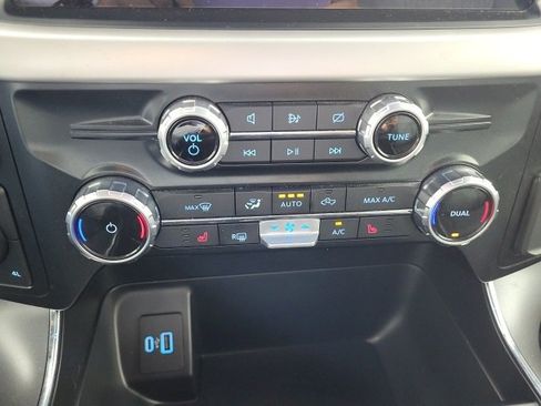 Used 2023 Ford F150 XLT w/ Equipment Group 302A High image 30