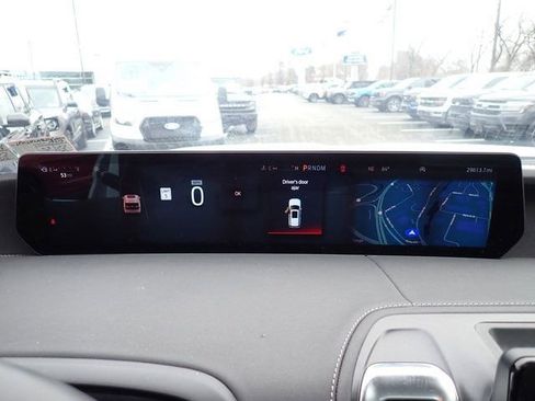 Certified 2025 Ford Expedition Max Platinum image 29