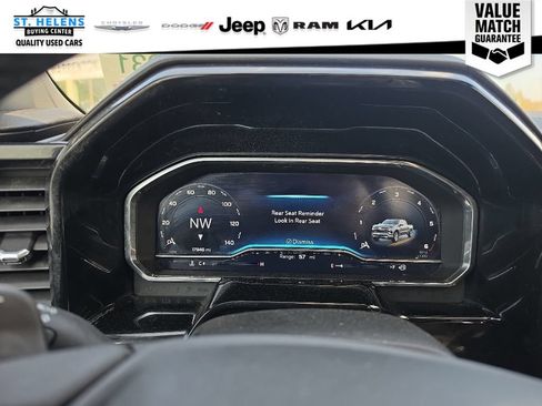 Used 2023 Chevrolet Silverado 1500 LTZ w/ LTZ Premium Package AWD/4WD image 12