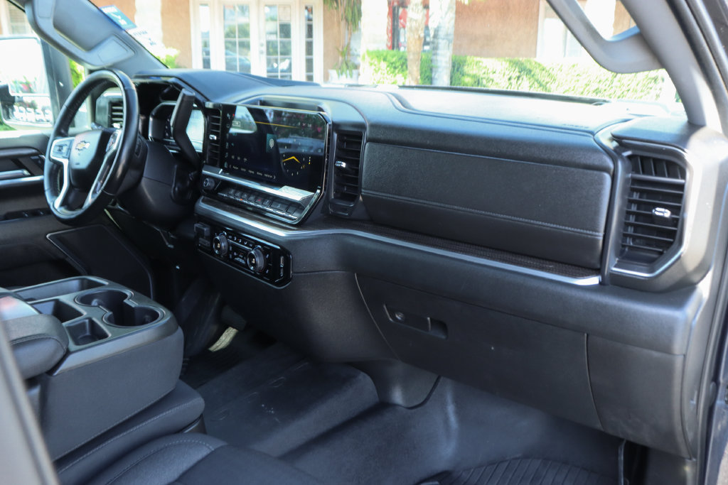 Used 2024 Chevrolet Silverado 2500 LT w/ All Star Edition AWD/4WD image 35