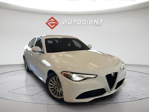 Used 2021 Alfa Romeo Giulia Sprint w/ Active Assist 1 Package RWD image 7