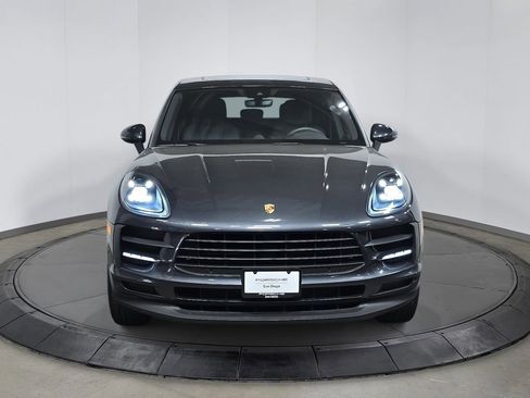 Certified 2019 Porsche Macan image 10
