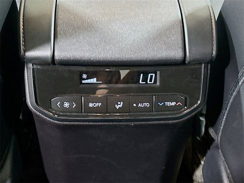 New 2026 Toyota Highlander Limited image 25
