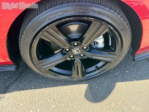Used 2025 Honda Accord Sport image 11