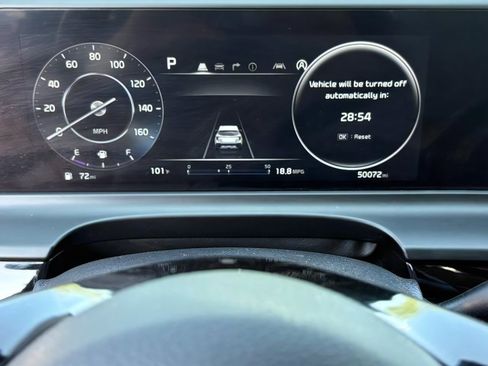 Used 2024 Kia Seltos S FWD image 16