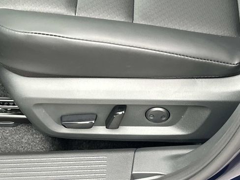 New 2026 Nissan Rogue Dark Armor AWD/4WD image 17