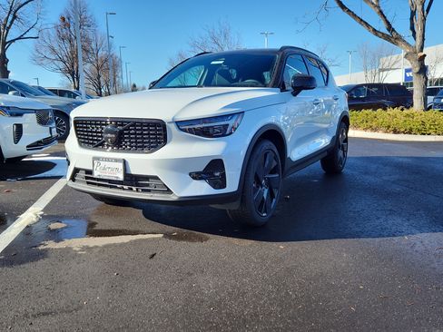 New 2026 Volvo XC40 B5 Ultra w/ Climate Package image 2