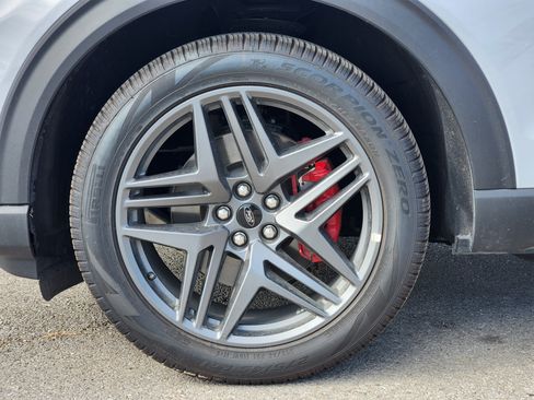 New 2026 Ford Explorer ST-Line RWD image 8